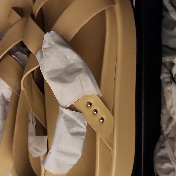 J/SLIDES SANDALS/BRAND NEW NEVER WORN ORIGINAL PACKAGING - Picture 6 of 8